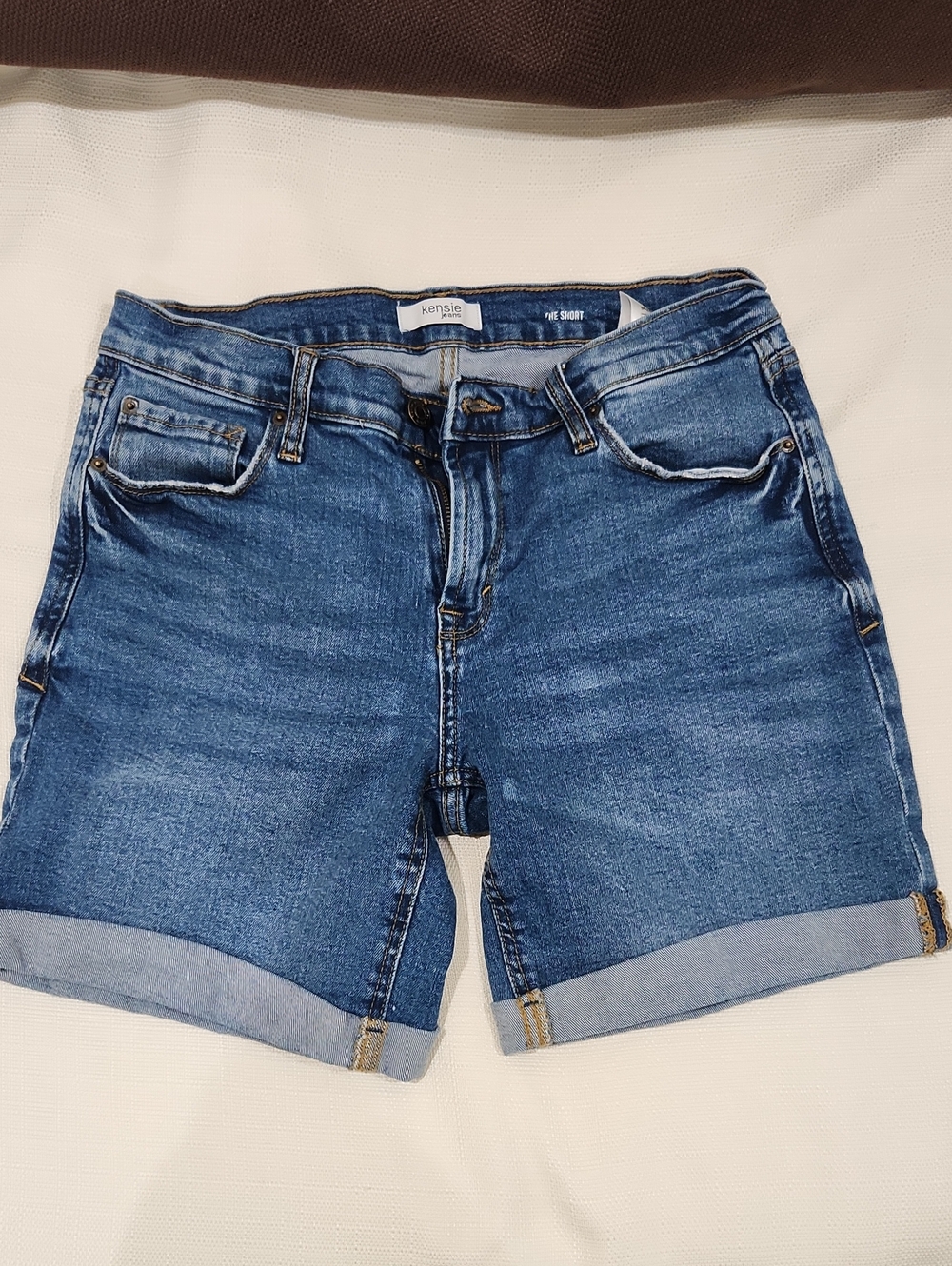 Kensie Light Blue Rolled-Hem Denim Shorts